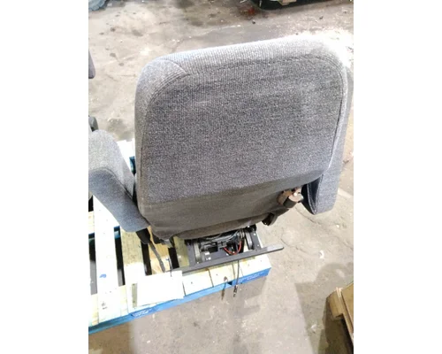PETERBILT 579 SEAT, FRONT
