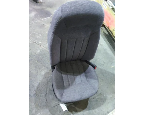 PETERBILT 579 SEAT, FRONT