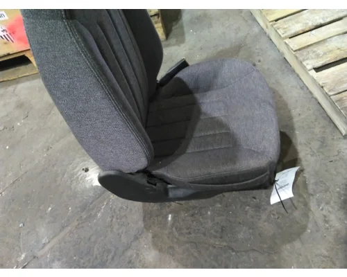 PETERBILT 579 SEAT, FRONT