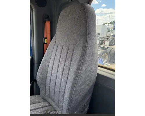 PETERBILT 579 SEAT, FRONT