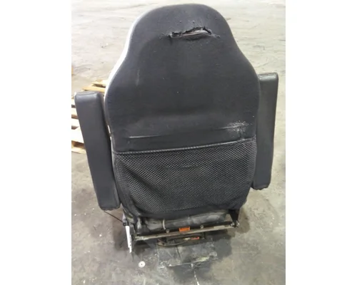 PETERBILT 579 SEAT, FRONT