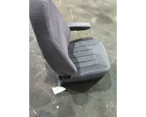 PETERBILT 579 SEAT, FRONT