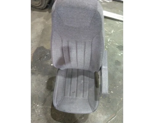 PETERBILT 579 SEAT, FRONT