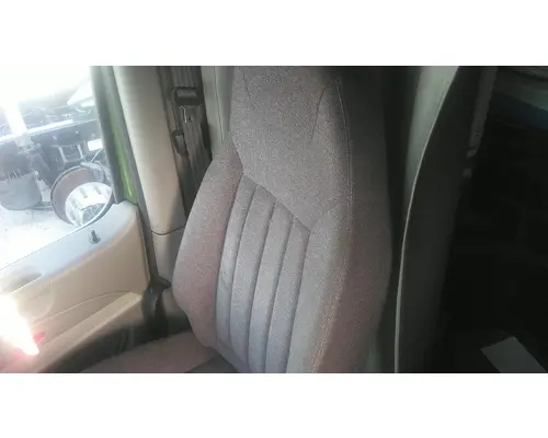 PETERBILT 579 SEAT, FRONT