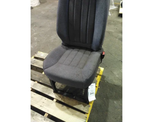 PETERBILT 579 SEAT, FRONT