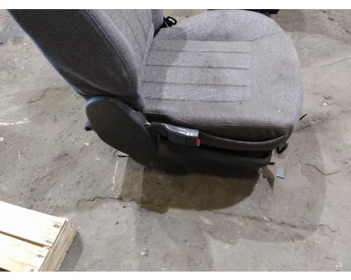PETERBILT 579 SEAT, FRONT