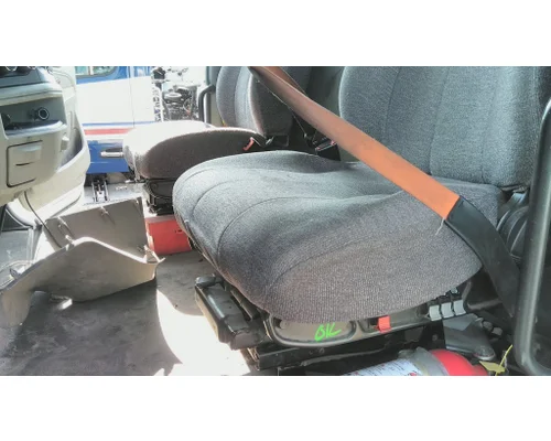 PETERBILT 579 SEAT, FRONT