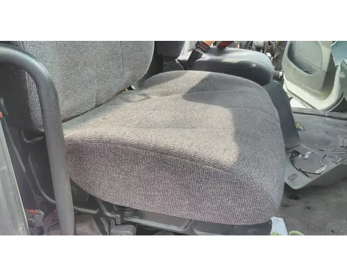PETERBILT 579 SEAT, FRONT