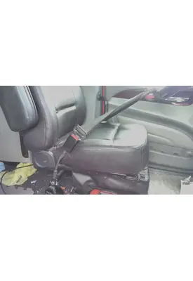 PETERBILT 579 SEAT, FRONT