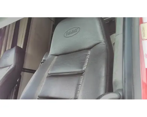 PETERBILT 579 SEAT, FRONT
