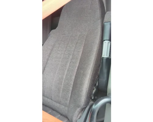 PETERBILT 579 SEAT, FRONT