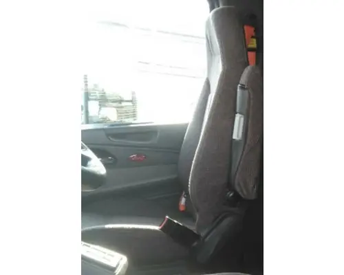 PETERBILT 579 SEAT, FRONT