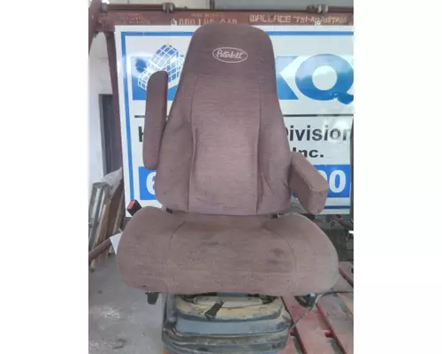 PETERBILT 579 SEAT, FRONT
