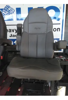 PETERBILT 579 SEAT, FRONT