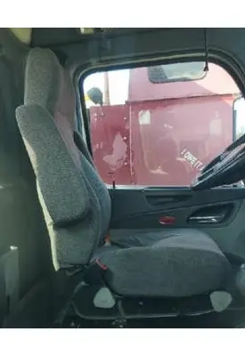 PETERBILT 579 SEAT, FRONT