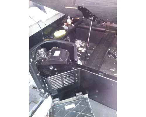 PETERBILT 579 SLEEPER BUNK