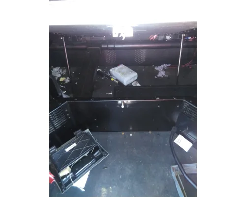 PETERBILT 579 SLEEPER BUNK