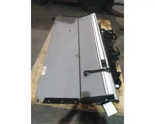 PETERBILT 579 SLEEPER BUNK