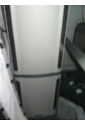 PETERBILT 579 SLEEPER CLOSET