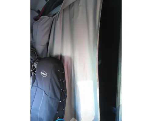 PETERBILT 579 SLEEPER CURTAIN