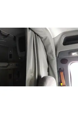 PETERBILT 579 SLEEPER CURTAIN