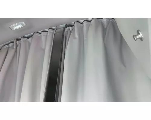PETERBILT 579 SLEEPER CURTAIN