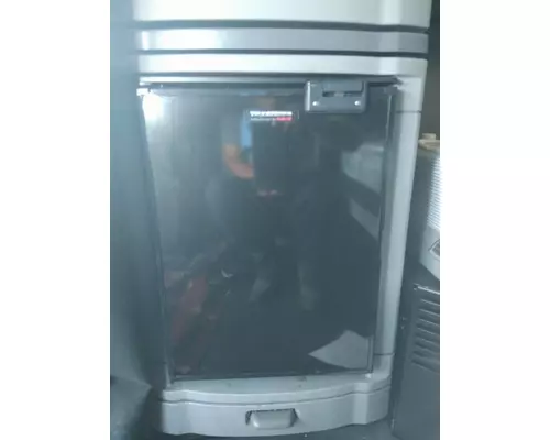 PETERBILT 579 SLEEPER REFRIGERATOR