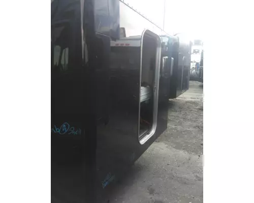 PETERBILT 579 SLEEPER