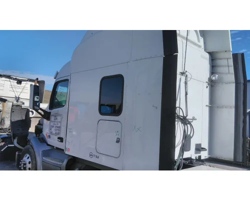 PETERBILT 579 SLEEPER