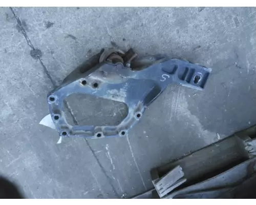 PETERBILT 579 SPRING HANGER