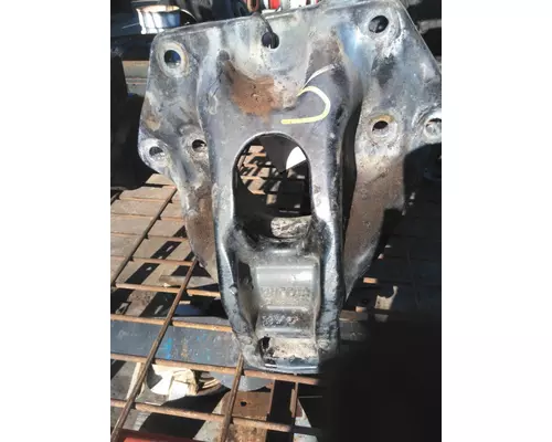 PETERBILT 579 SPRING HANGER