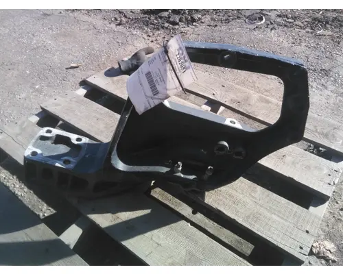 PETERBILT 579 SPRING HANGER