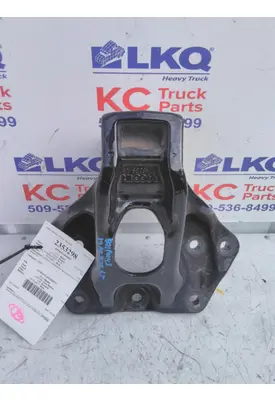 PETERBILT 579 SPRING HANGER