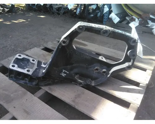 PETERBILT 579 SPRING HANGER
