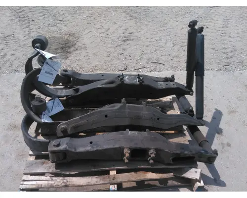 PETERBILT 579 SPRING HANGER
