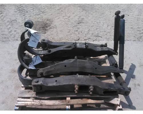 PETERBILT 579 SPRING HANGER