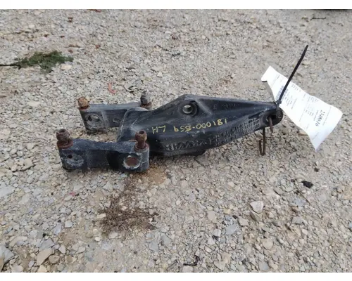 PETERBILT 579 SPRING HANGER