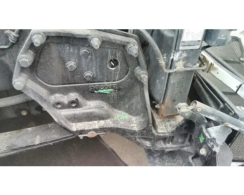 PETERBILT 579 SPRING HANGER