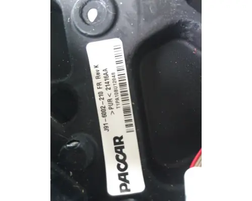 PETERBILT 579 STEERING WHEEL