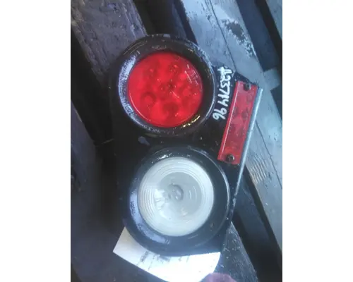 PETERBILT 579 STOP TURN TAIL LAMP