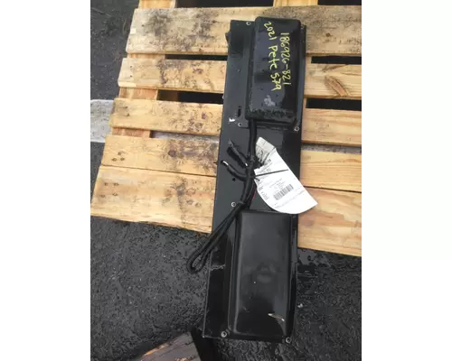 PETERBILT 579 STOP TURN TAIL LAMP