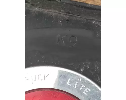 PETERBILT 579 STOP TURN TAIL LAMP