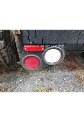 PETERBILT 579 STOP TURN TAIL LAMP