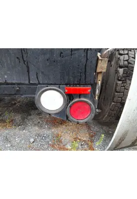 PETERBILT 579 STOP TURN TAIL LAMP