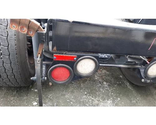 PETERBILT 579 STOP TURN TAIL LAMP