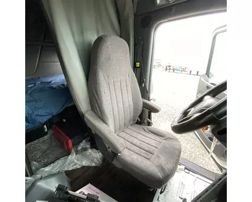 PETERBILT 579 Seat, Front