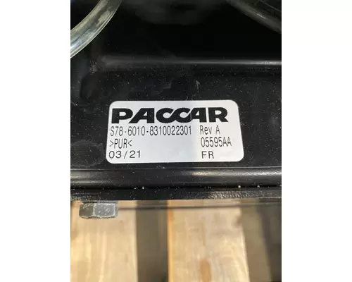 PETERBILT 579 Seat, Front