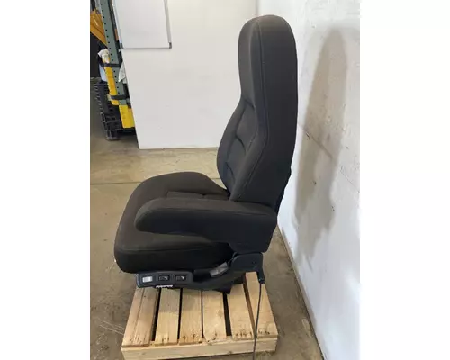 PETERBILT 579 Seat, Front