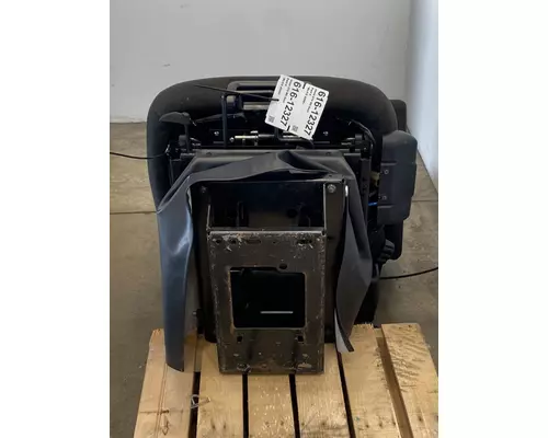 PETERBILT 579 Seat, Front