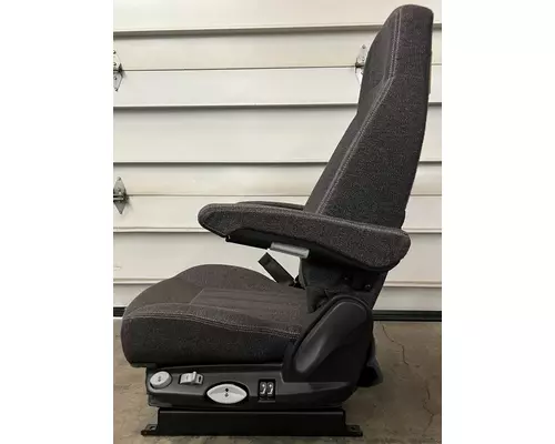 PETERBILT 579 Seat, Front